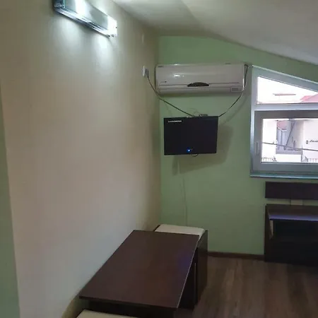 Vila Gugi Penzion *